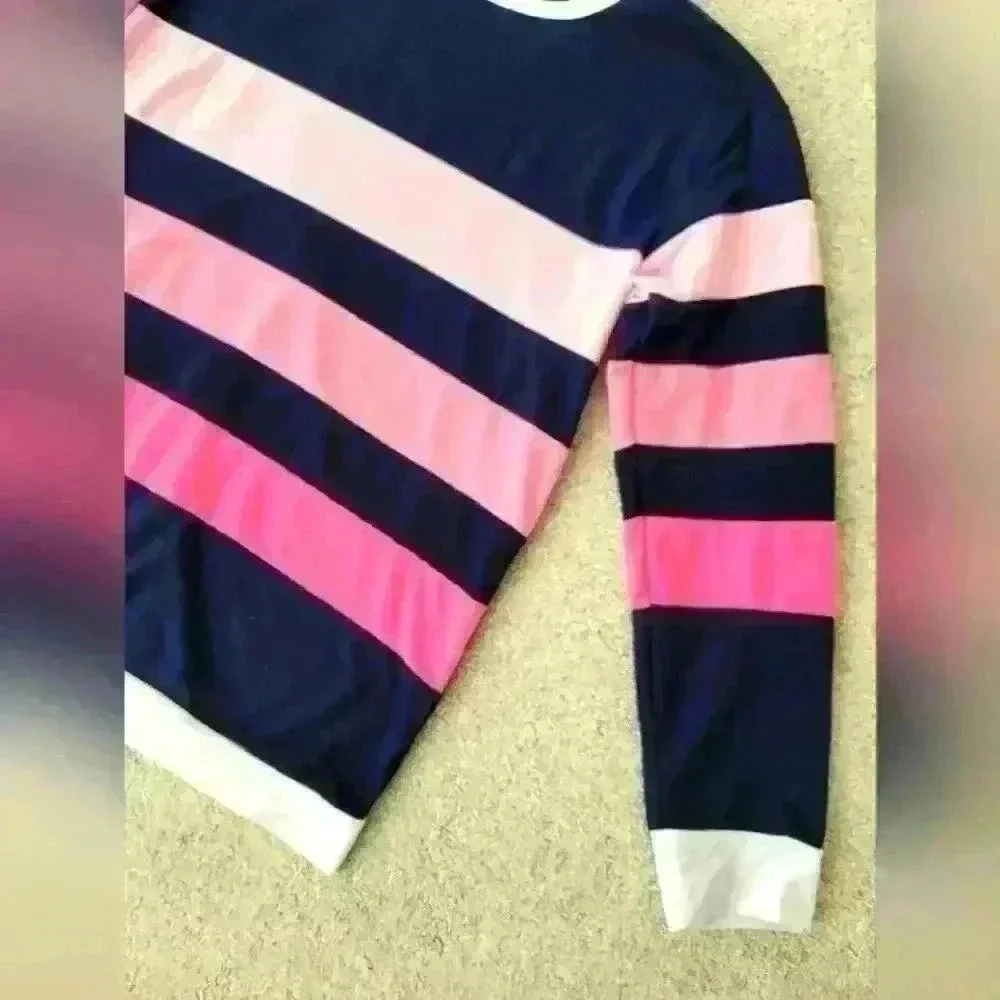 ✨Woman's Crew Style Pullover Top- Wide Horizontal Stripes/Long Sleeve✨ - Picture 4 of 6